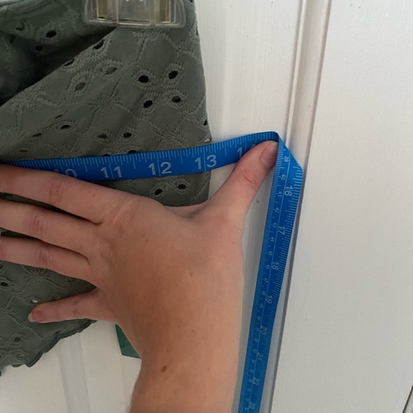 New Green Tie Front Halter - Picture 4 of 4